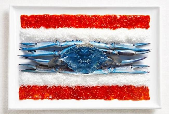 Taizeme  saldā čillī mērce... Autors: Lords Lanselots Kā varētu izskatīties Latvijas karogs, veidots no ēdiena?