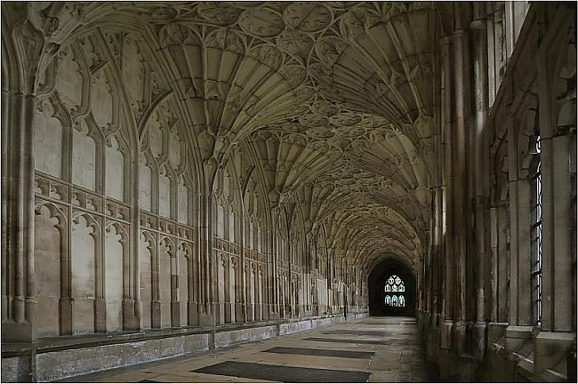 Gloucester Cathedral England... Autors: Fosilija Apmeklē Harija Potera filmas vietas realitātē!