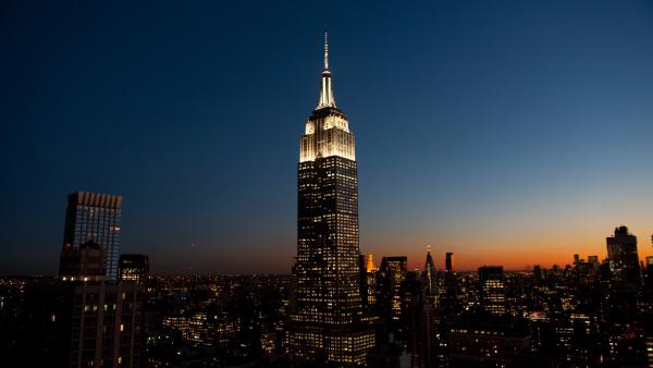 Empire State Building tika... Autors: REDĪSS Dīvaini ,bet patiesi fakti