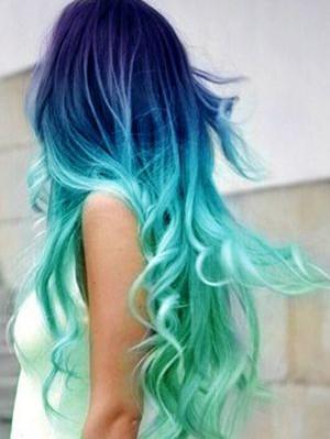  Autors: esteeesmu Colorful hair, dark minds.