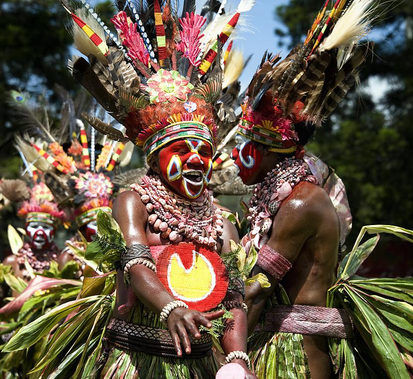 PapuaJaungvinejas džungļos ir... Autors: sfinksa Kāzu tradīcijas pasaulē