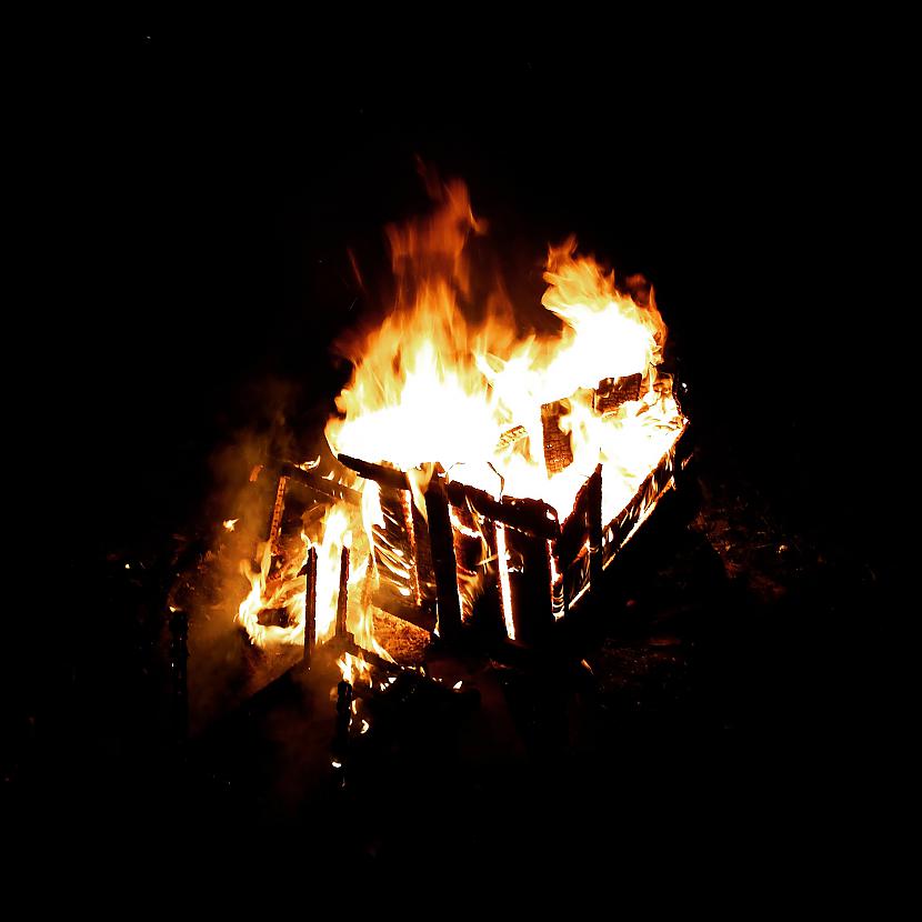 Jāņu ugunskurs līgo vakarā  23... Autors: ghost07 Manas instagram bildes (Jūnijs & jūlijs 2015)