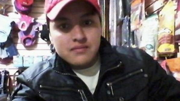 21 gadu vecais meksikānis... Autors: matilde 10 selfiji, kas uzņemti brīdi pirms nāves.