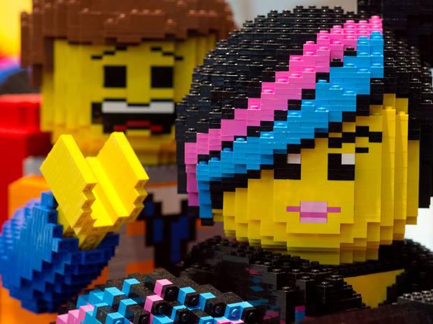  Autors: ProudBe Lego hacks!