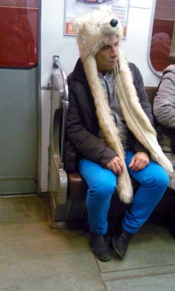  Autors: Fosilija Dīvaini cilvēki krievijas metro 2