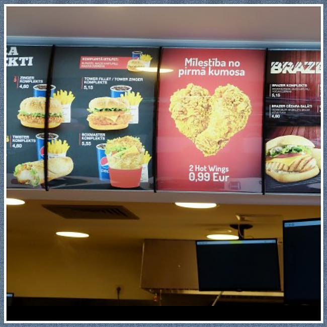 Cenas ir līdzīgas McDonalds un... Autors: ghost07 KFC trakums Rīgā - cilvēki gatavi stāvēt stundām ilgi pēc ASV maltītes