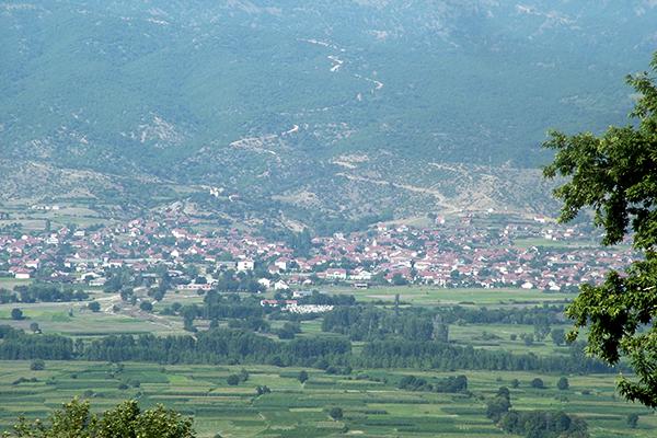 Trače domā ka scaronis... Autors: Dzhemaalis Ko šis Bulgāru fermeris atrada arot savu lauku?