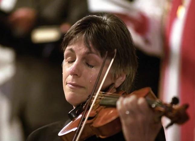 Vijolniece raud spēlējot... Autors: starmen Ko aklais var saredzēt un kurlais sadzirdēt?