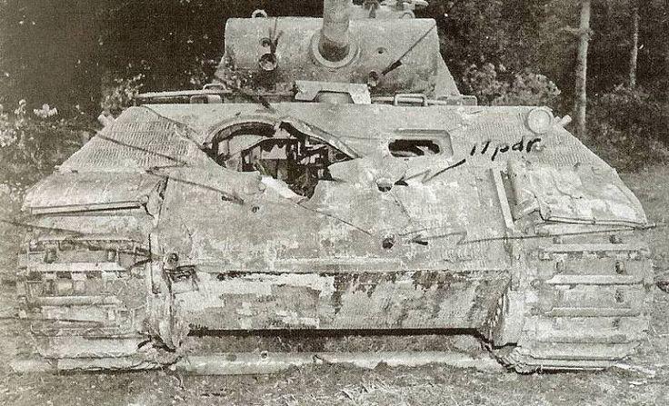 Izskatās ka scarono Panther... Autors: DamnRiga 30 iznīcinātu tanku vraki.