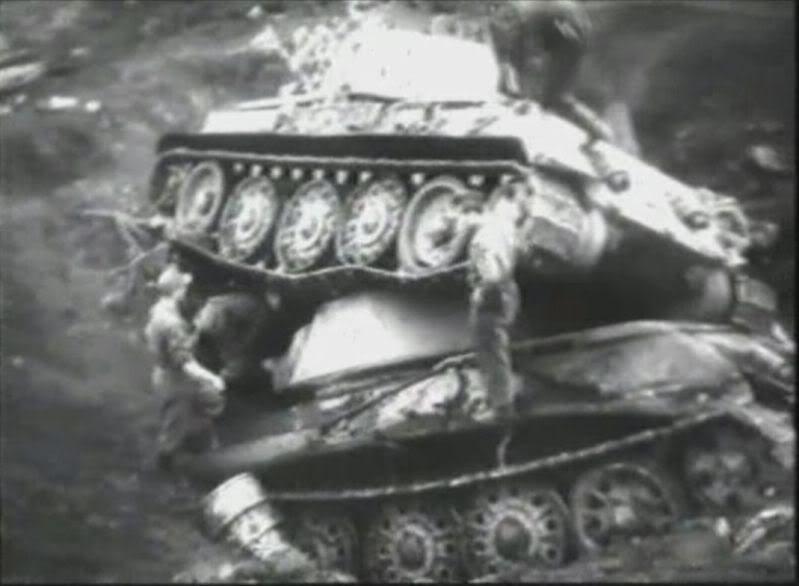 Parkoscaronanās māksla krievu... Autors: DamnRiga WWII Sašauti krievu tanki