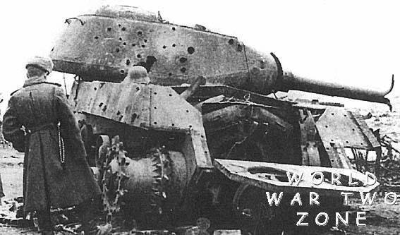 IS2 tanks pēc kaujas pret vācu... Autors: DamnRiga WWII Sašauti krievu tanki