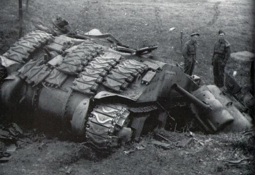 Sascaronauts Sherman tanks uz... Autors: DamnRiga WWII Sašauti amerikāņu tanki