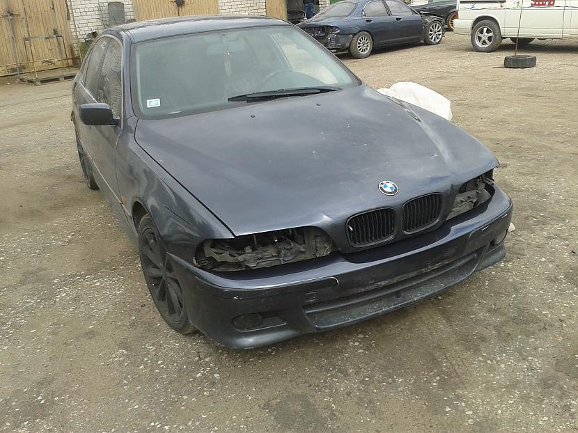 auto ir izdzīts ārā no... Autors: Autokrasotajs BMW e39 piekrāsošana