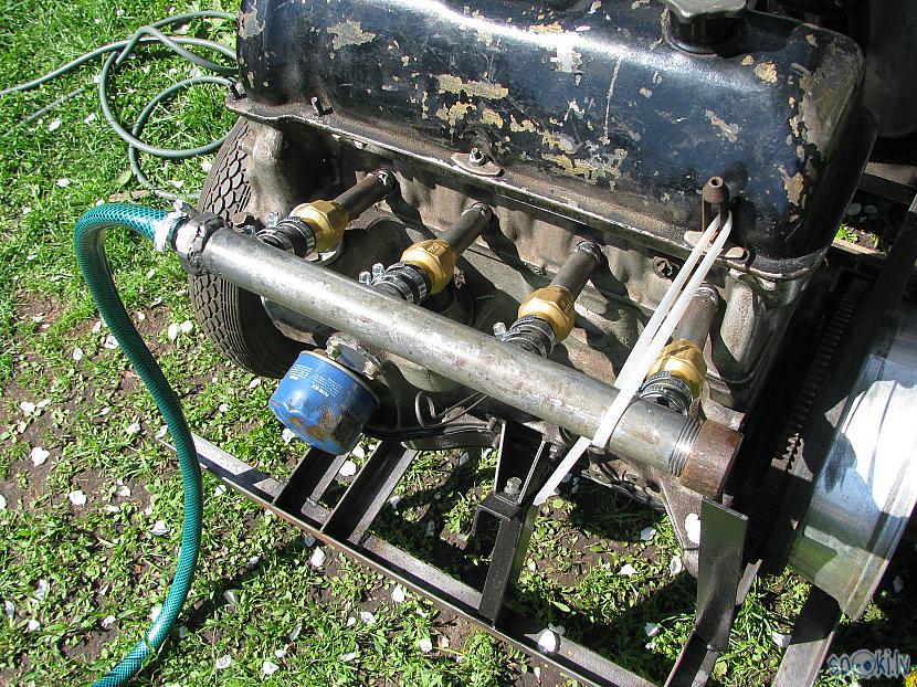 Salikts testam Autors: JānisKJK Gaisa kompresors no automašīnas iekšdedzes dzinēja