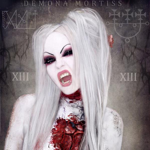  Autors: infectedgrrl Red Queen (ex Demona Mortiss)