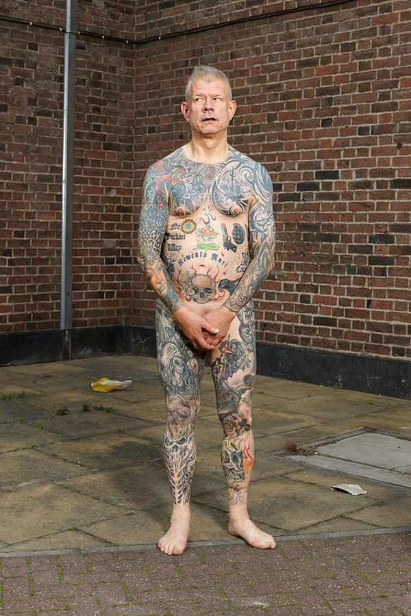 quotMan patīk pats fakts ka... Autors: sfinksa Kailo un apģērbto tetovējumu portreti