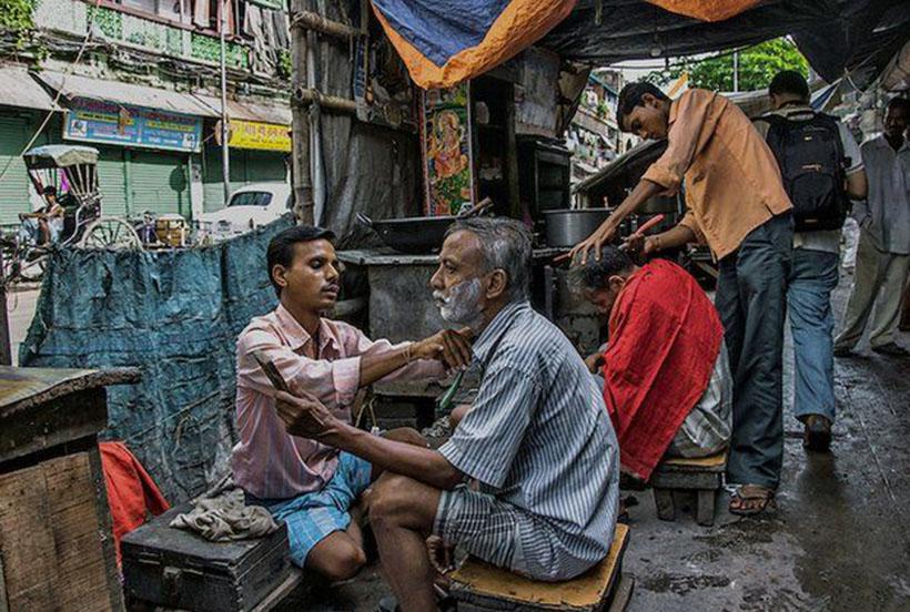Indija Shiem frizieriem nav... Autors: ezkins Fotogrāfiju konkursa "Cilvēki darbā" uzvarētāji