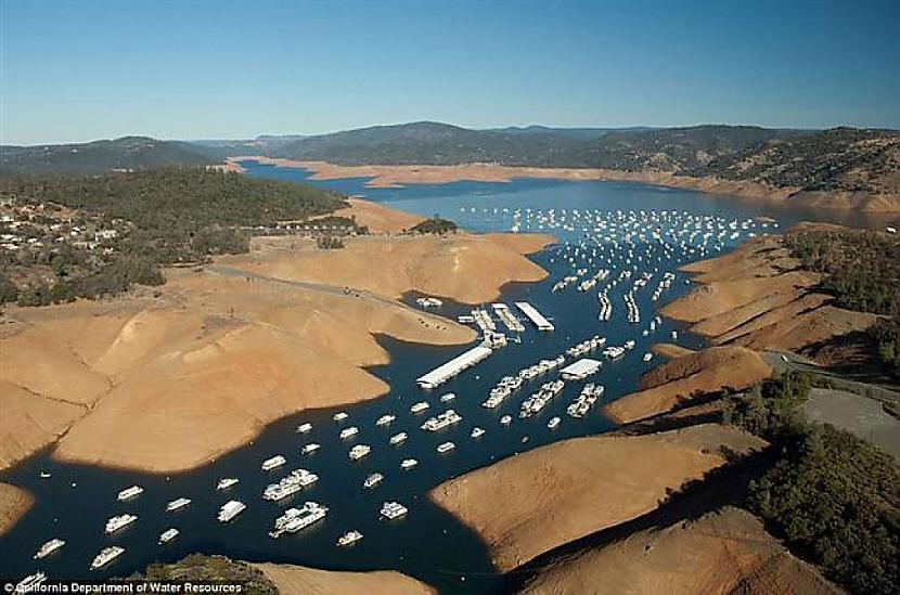 Kalifornijas Scaronastas ezers... Autors: KALENS 21 bilde ar 21. gadsimtu...