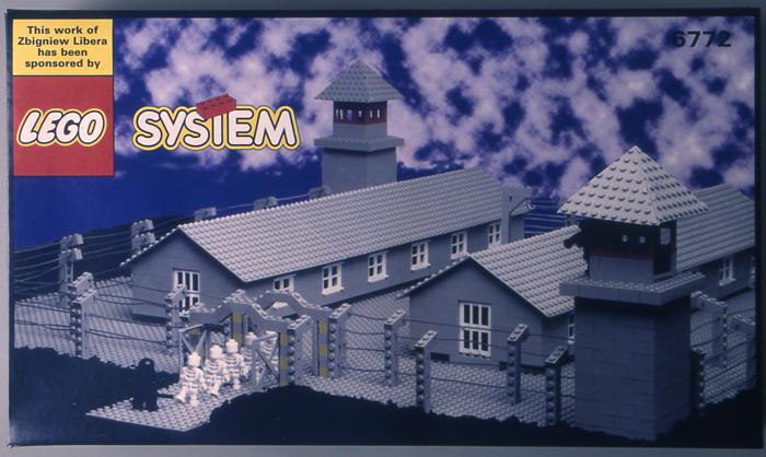 Lego koncentrācijas nometne... Autors: NaglaKabatā Šīs mazliet jocīgās rotaļlietas..