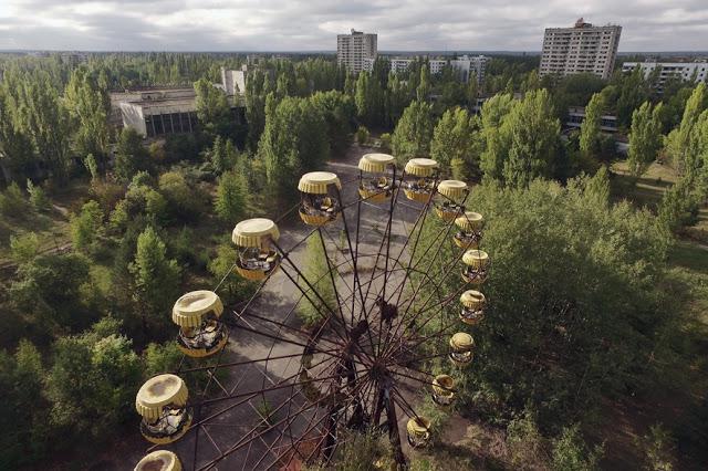Pamestās Pripjatas pilsētas... Autors: rukšukskrienam Vēl joprojām radioaktīvs: 30 gadi kopš Černobiļas katastrofas