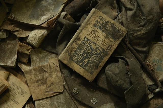 Ukraiņu literatūras grāmata To... Autors: rukšukskrienam Vēl joprojām radioaktīvs: 30 gadi kopš Černobiļas katastrofas