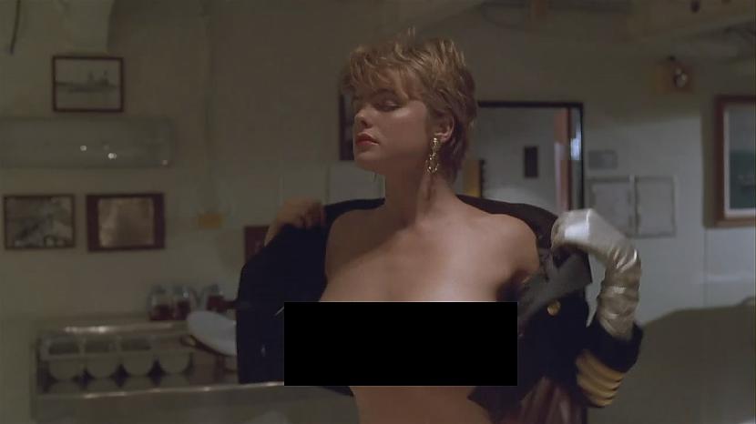 14 1992gada filma kurā var... Autors: Lords Lanselots Seksīgākās atkailinātās ainas kino vēsturē! 2.daļa