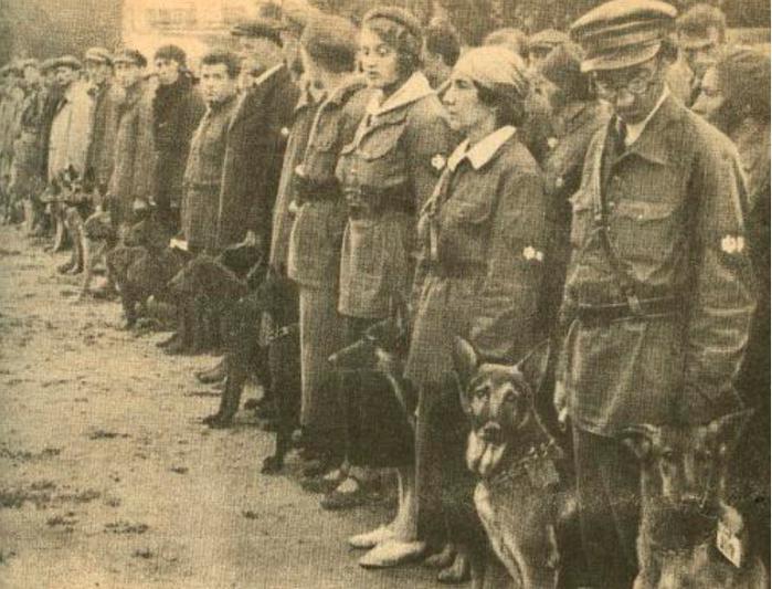 nbsp nbspViss sākās nbsp1924... Autors: Mao Meow PSRS prettanku suņi pašnāvnieki!