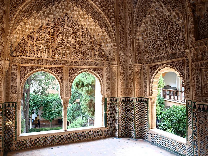 Sākotnēji Alhambra bija mazs... Autors: sfinksa Aizraujoši tūrisma objekti pasaulē