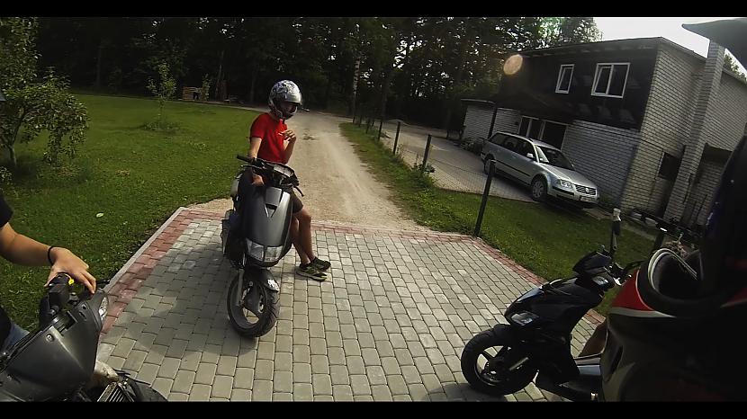  Autors: Fosilija Scooter VLOG - Wheelies, Rides, Funny Moments, Traveling