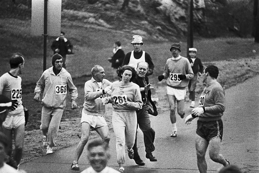 Maratona organizatori... Autors: matilde 18+ retas vēstures fotogrāfijas, kuras Tu, iespējams, nekad neesi redzējis
