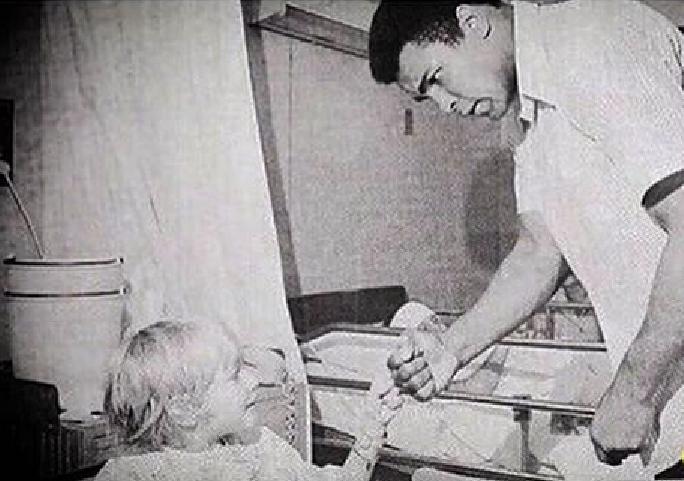 1974gadā pirms cīņas ar... Autors: Kangarusta Interesantas un retas bildes