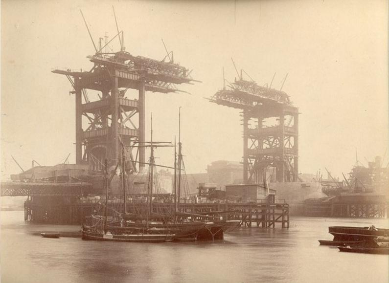 Torņa tilts Londona 1892g Lai... Autors: Lestets Pasaules ikoniskās būves pirms to pabeigšanas