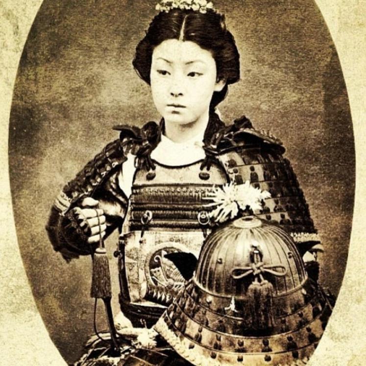 Viņai par godu templī ir... Autors: Lestets Onna-bugeisha - sievietes samuraji