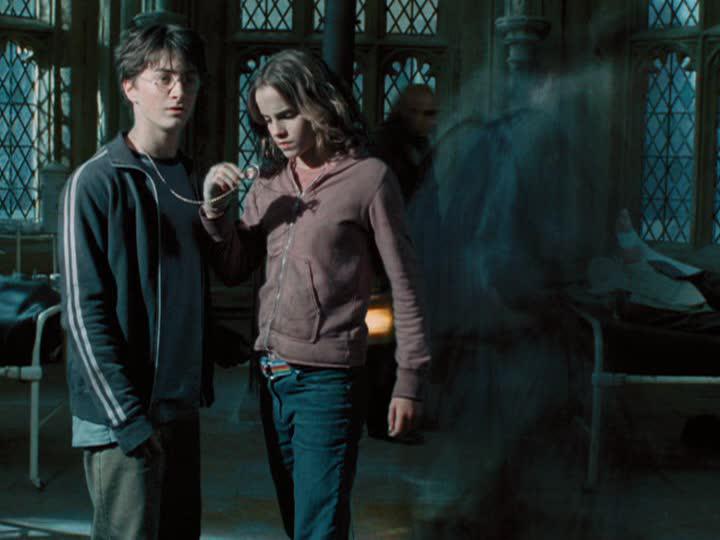 3 Grāmatās tēma ir... Autors: šefs Harija Potera turpinājums: 5 fakti par jauno grāmatu: Voldemorta meita u.c.