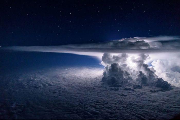 Negaiss virs Klusā okeāna 11... Autors: kaķūns 60+ interesanti foto ar aprakstiņiem