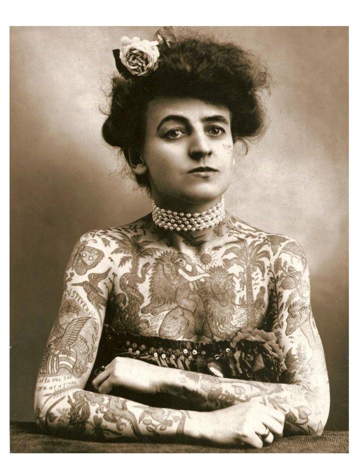 Tetovētāja sieva 1907 gads Autors: kaķūns 60+ interesanti foto ar aprakstiņiem #5