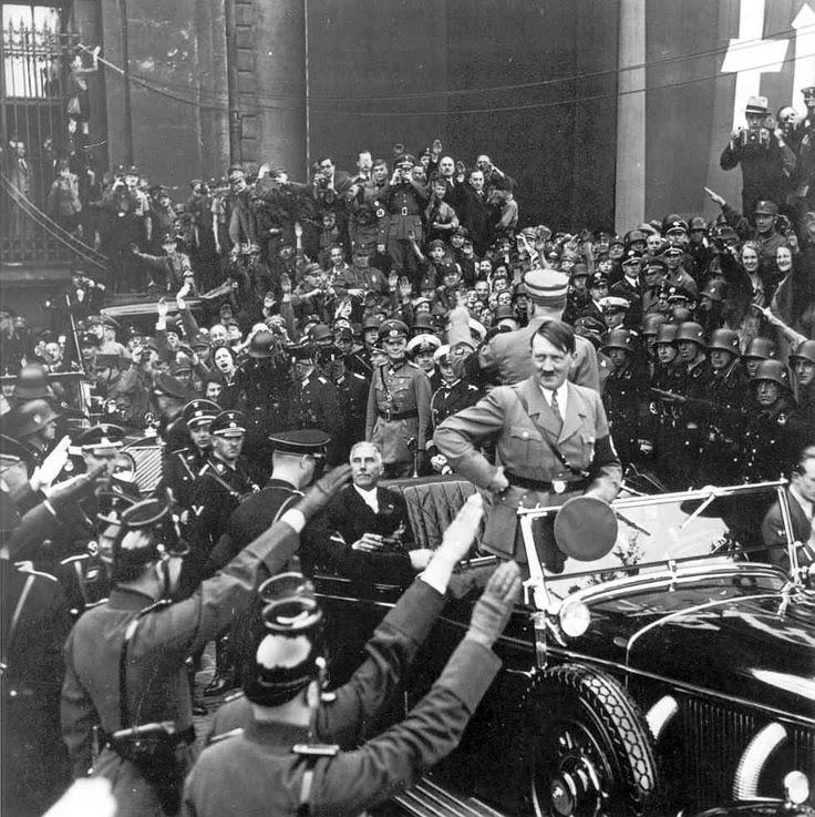 1933Janvārī Hitlers kļūst par... Autors: Raziels Kā dzīvoja berlīnieši Hitlera laikā