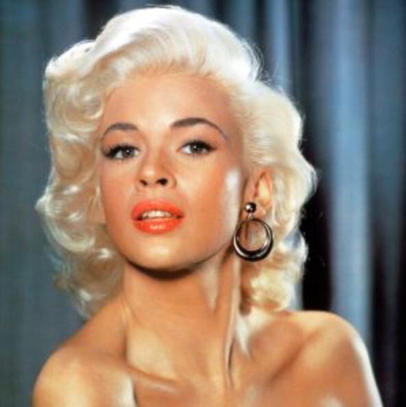 Zināmākās iesaukas jeb niki kā... Autors: DustySpringfield Skaistas, sievišķīgas, slavenas - pagājušā gadsimta skaistās blondīnes
