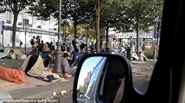  Autors: matilde Briesmīgi skati: Bēgļi no Āfrikas ir izpostījuši Parīzi