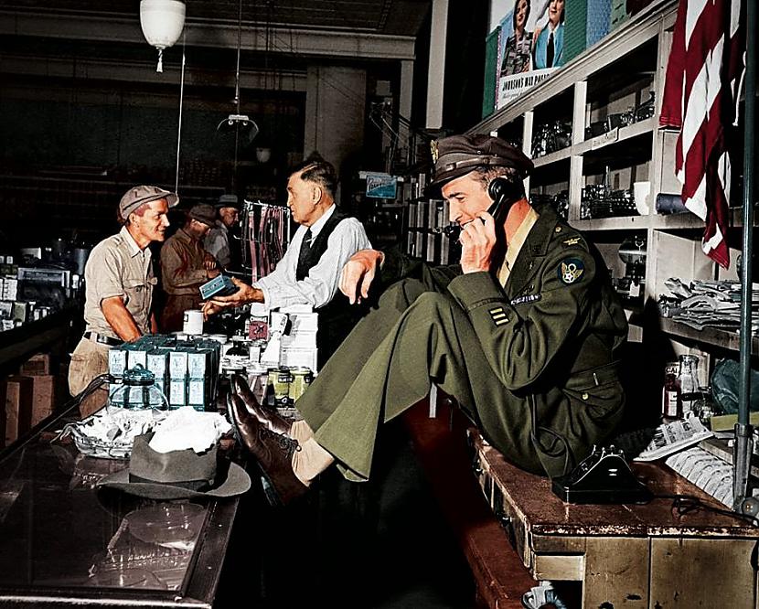 Džimijs Stjuarts uniformā... Autors: Lestets 2. pasaules kara bildes, kas pārsteigs!