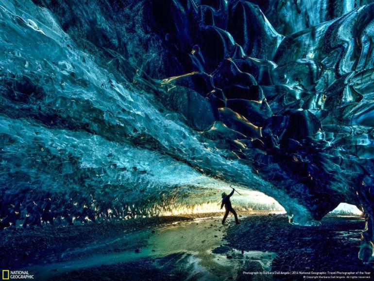 31Ledus ala Islandē Autors: 100 A 50 maģiskas fotogrāfijas no National Geographic ceļojumu foto konkursa!