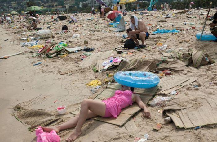 Vismaz scaronoreiz kaut kas... Autors: Emchiks Briesmīgākā pludmale Ķīnā