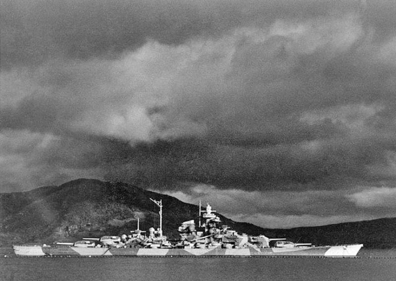 VācunbspTirpitz pie Narvikas... Autors: Lestets Kuģu kamuflāža 1. un 2. pasaules karā