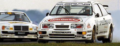 Ford Sierra RS500 Ar Cosworth... Autors: Fosilija DTM (Deutsche Tourenwagen Meisterschaft). Zelta ēra