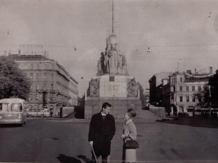 1960tie Brīvības piemineklis Autors: 100 A 1960to gadu Rīga vēl neredzētās fotogrāfijās. 40 fantastiski kadri