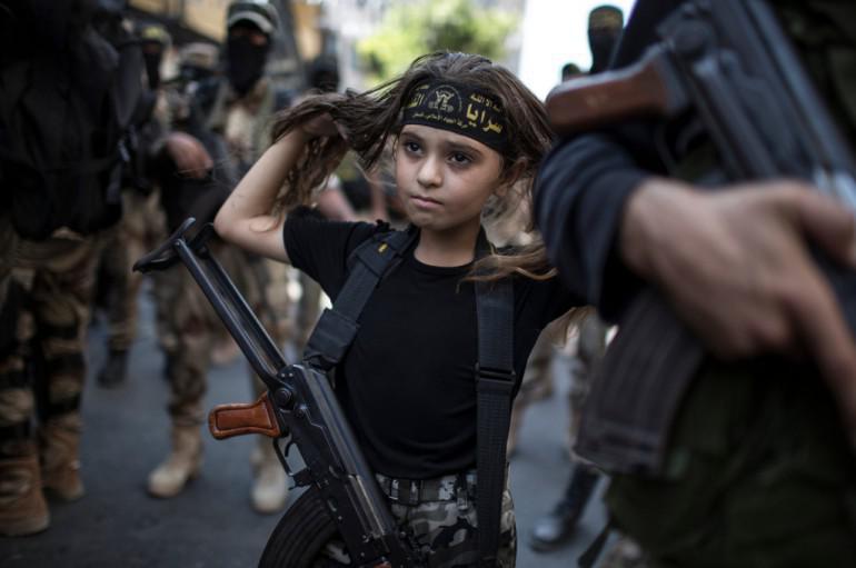 Maza palestīniescaronu meitene... Autors: 100 A 35 emocionālas planētas iedzīvotāju bildes. Cilvēki ir tik dažādi