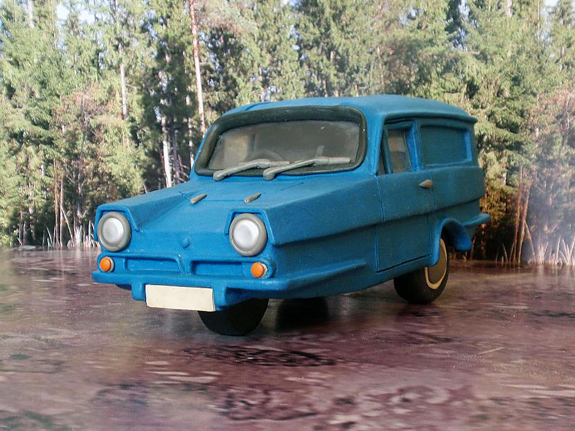 Plastilīna Reliant Regal Supervan III.