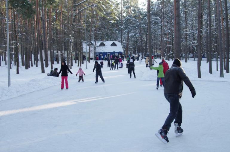 Sniega parks MežaparkāPie... Autors: 100 A 10 slidotavas Rīgā, uz kurām doties darba dienu vakaros un brīvdienās.
