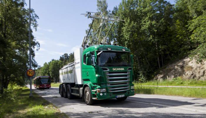 Scania vienmēr ir meklejusi... Autors: Keisss@speles Interesanti fakti par Scania smagajām automašīnām