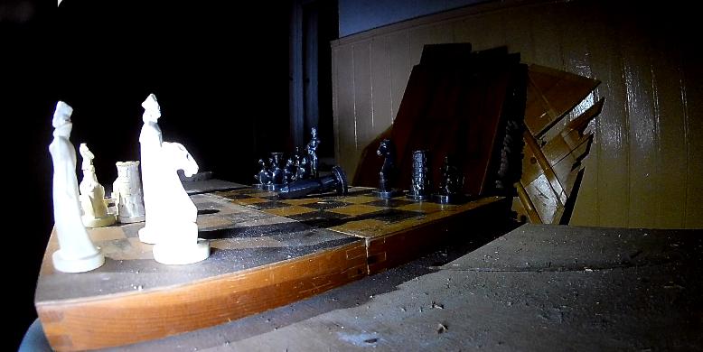Saglabājies šaha galds no šīs... Autors: Lielais R ExLV: Izpētām bijušo Rīgas 53. vidusskolu | Neskarta